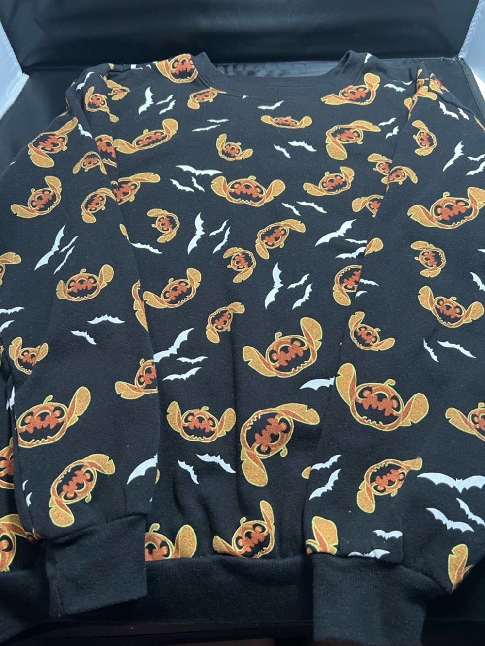 Disney Stitch Halloween Sweatshirt XL Spooky Pumpkin Graphic